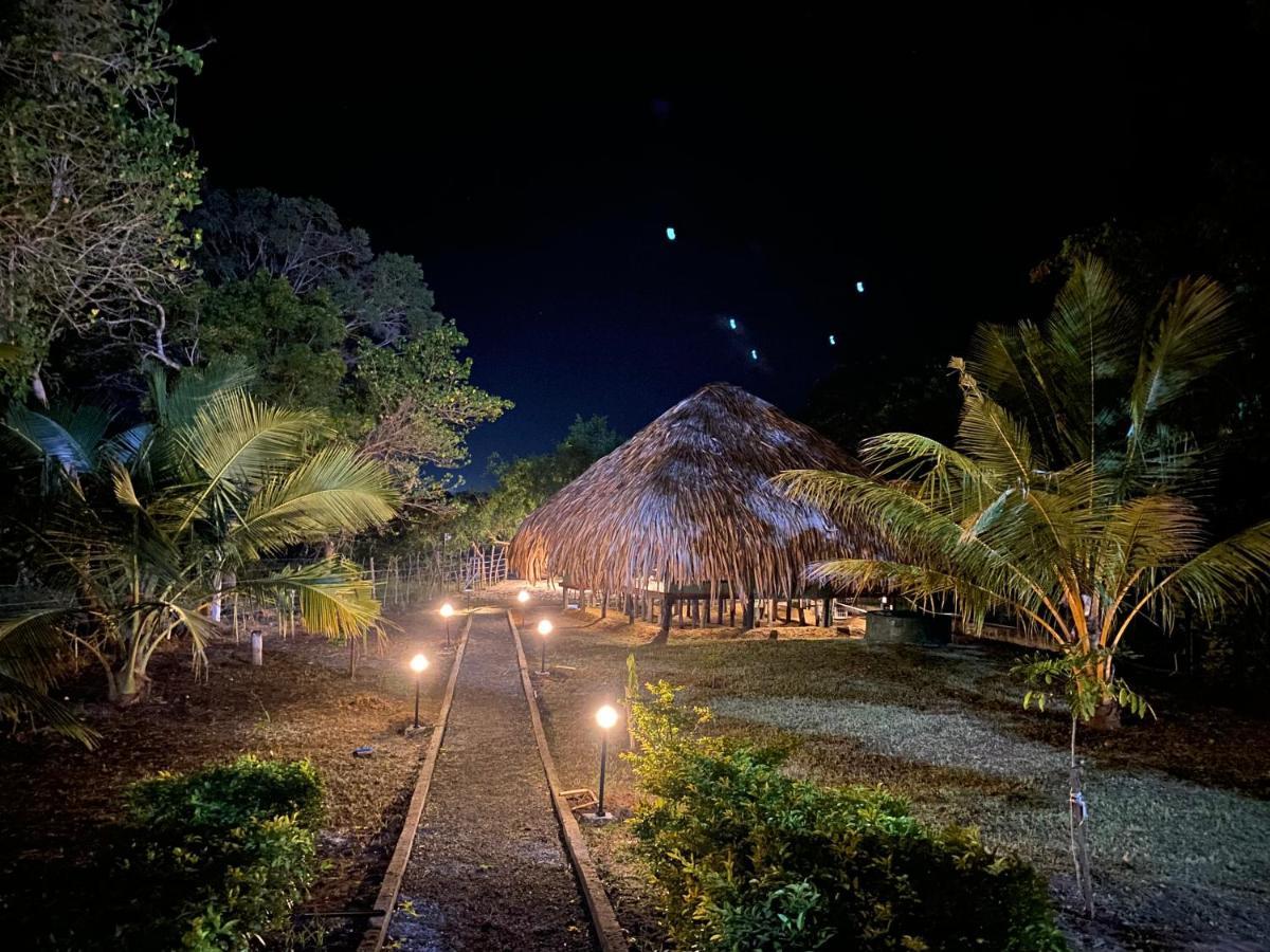 Yala Lake View Cabanas Tissamaharama Exterior photo